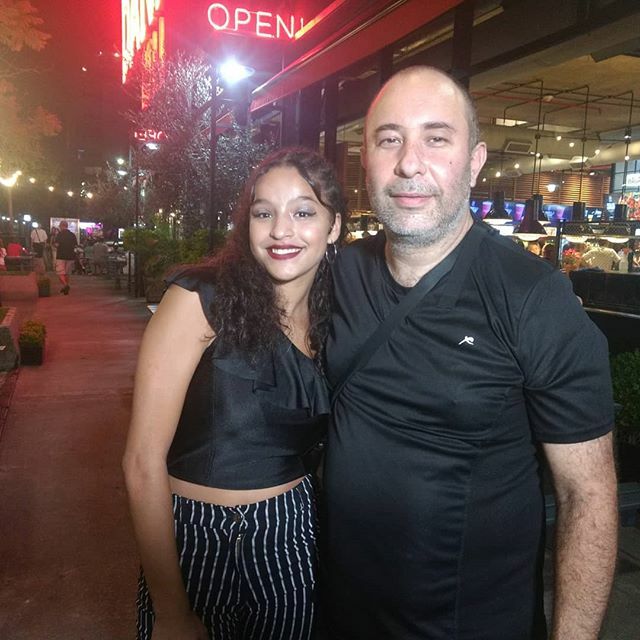 omarrojasfyv's tweet photo. Hoy con Lucila y su book empezando a preparar todo para sus XV
.
.
#OmarRojasAudiovisual #Backstage #15book #FotoyVideo #FotoyVideo15años #SesionPre15 #Fifteen #Book #Quinceaños #Quinceañeras #Mis15 #15años #Bookde15 #Book15años #Previa15años #Fiesta15añ… https://t.co/fuvdMKZXNh https://t.co/4QmAoPAbIq