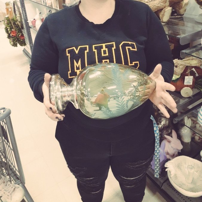 Went Easter shopping and found this big ol' booty plug. Anyone feeling festive? 
#easter #easterdecor #plug #shopping #payday