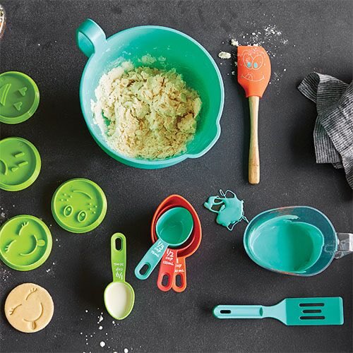 An awesome parent is helping out Prom to Dawn by selling Pampered Chef! Make sure to check it out and take your cooking to the next level ‼️
Facebook Page:
facebook.com/groups/Promtod…
Direct Ordering:
pamperedchef.com/party/promtoda…