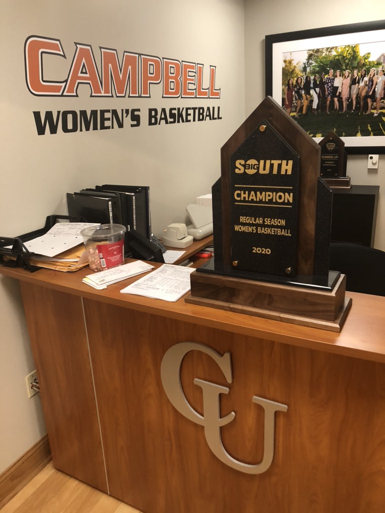This 🏆looks great in the <a href="/GoCamelsWBB/">Campbell WBB</a> office
