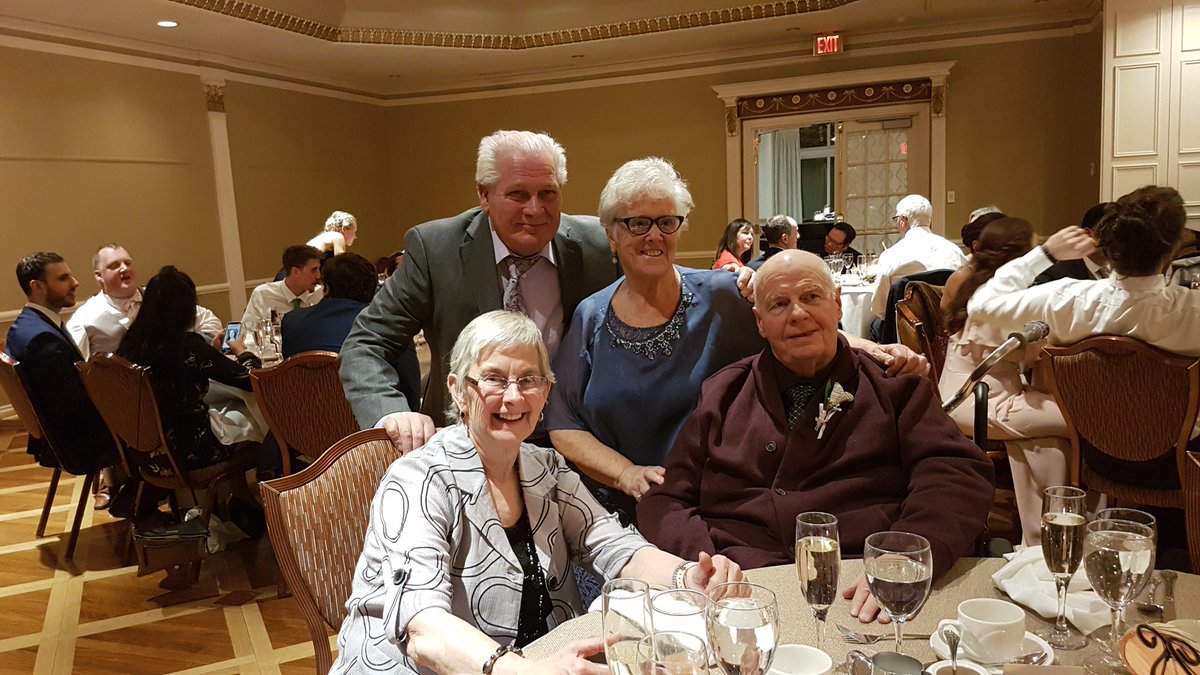 BobAtCastit's tweet image. Great company and wonderful conversation at Kevin an Melissa's wedding.
#eatdrinkandbeking