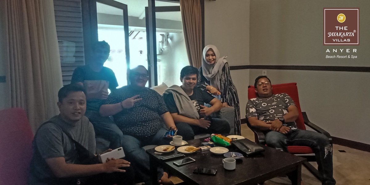 jayakartaanyer's tweet photo. Happy weekend.
Guest activity.
#welllocatedandfriendlyhotels
#jayakartahotelsresorts
#thejayakartavillasanyer
#pantaianyer
#hotelanyer
#hotelpromotion
#jayakartaclub
#summer
#guestactivity
#HappyWeekend https://t.co/p8Rf7rc4sp