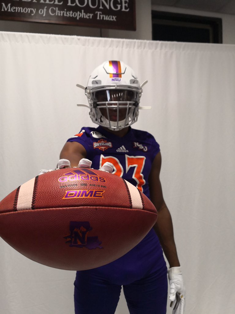 TorrellSt's tweet photo. Had a great day at NSU💜🧡🏈 https://t.co/acKhD01OD5