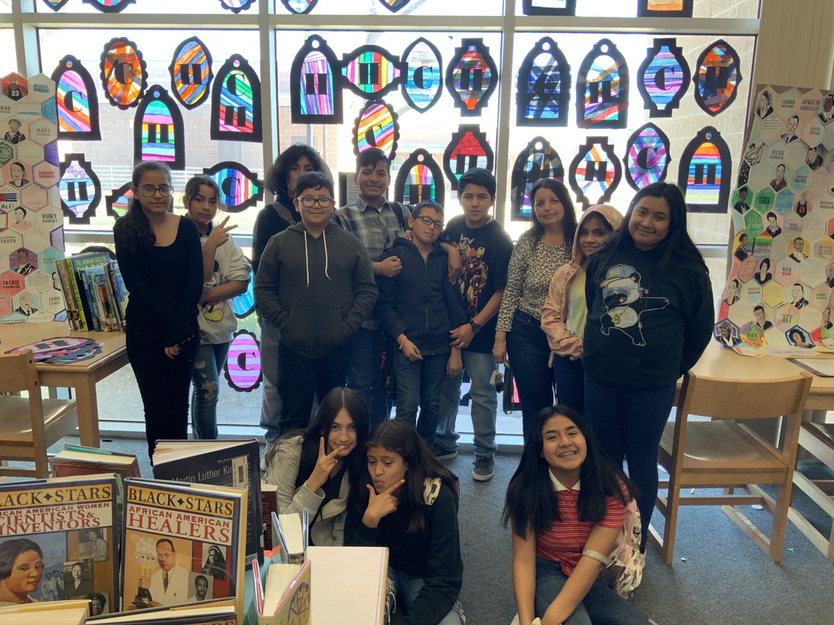 RubleLibrary's tweet photo. @LibnOfCongress Your reply means so much to me! You are my inspiration and it is my goal to inspire students just the same. I can‘t wait to browse @librarycongress...be sure to hit that follow button @RubleLibrary 😉😉😊😍 @LbriansRuLe_bul @FUSD_Ruble https://t.co/sccjXreIHx