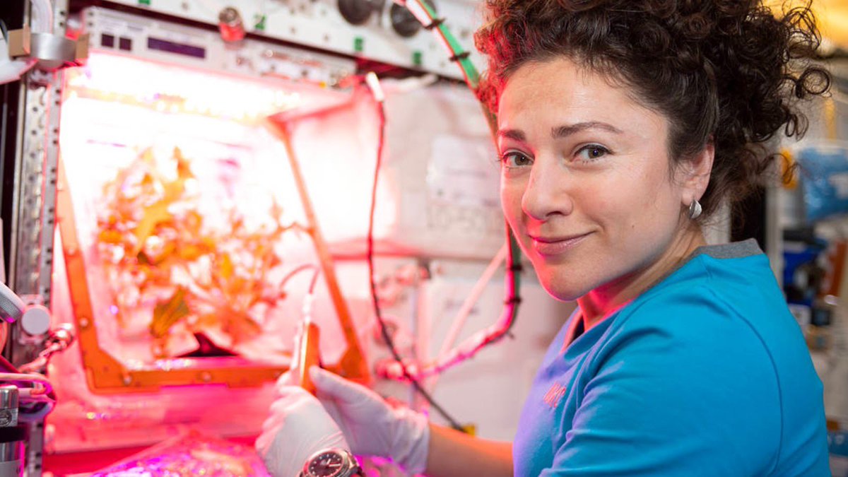 TheMarsGen's tweet photo. .@AstronautAbby will help break boundaries for #WomeninSTEM representing #TheMarsGeneration by attending a @NASA In-Flight #Education Downlink on 3/2 with @Astro_Jessica aboard the #ISS!
 
Press release: https://t.co/n5LTSmugNx
 
#WomensHistoryMonth
 
#Ad @Microsoft https://t.co/v7xGRuCD48