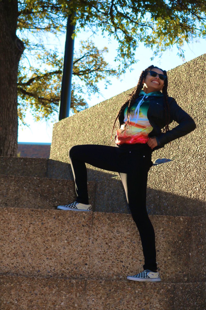 Azzaria (Z) tweet media