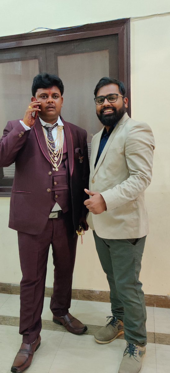 SuboSrivastava's tweet photo. #BhaiKishaadi #IndianWedding #Shaaditime #Selfiemoment #CousinBhai #Moments #Cheers #khusiyon https://t.co/pHz638y0PX