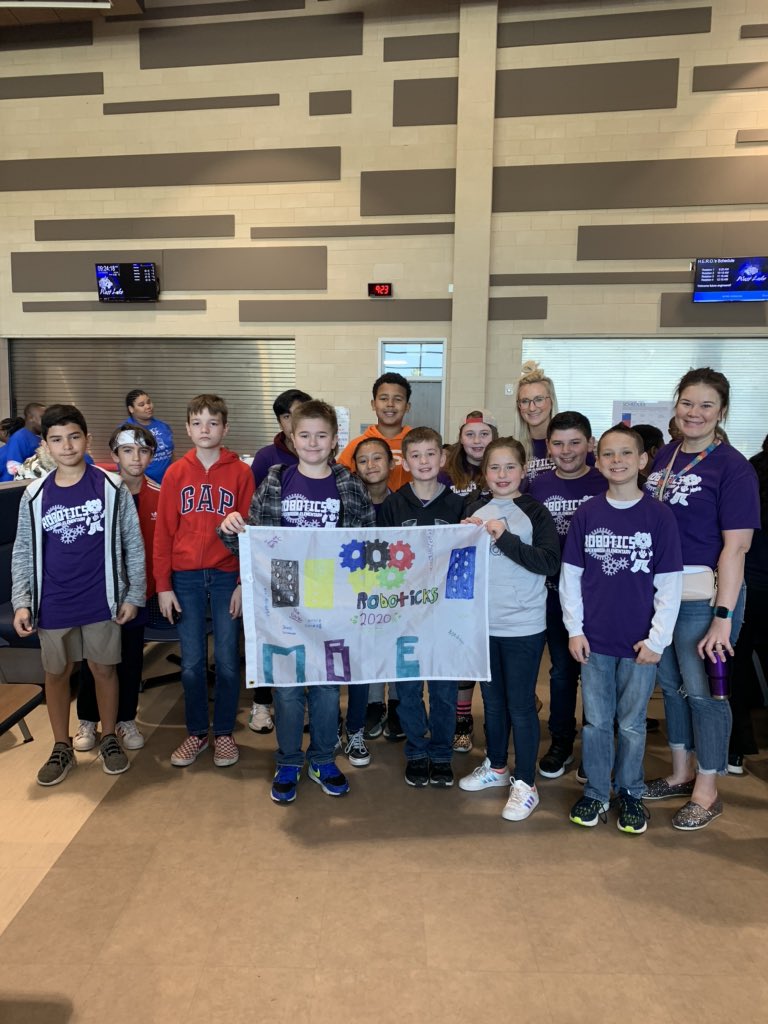 MrsCooperMBE's tweet image. We had so much fun at our #HEROrobotics competition today. We ended up placing 6th!! So proud of our team! @HumbleISD_MBE @Humble_Science @AmandaRileyMBE #mbeisfamily  #mbebears2020 #bethelight