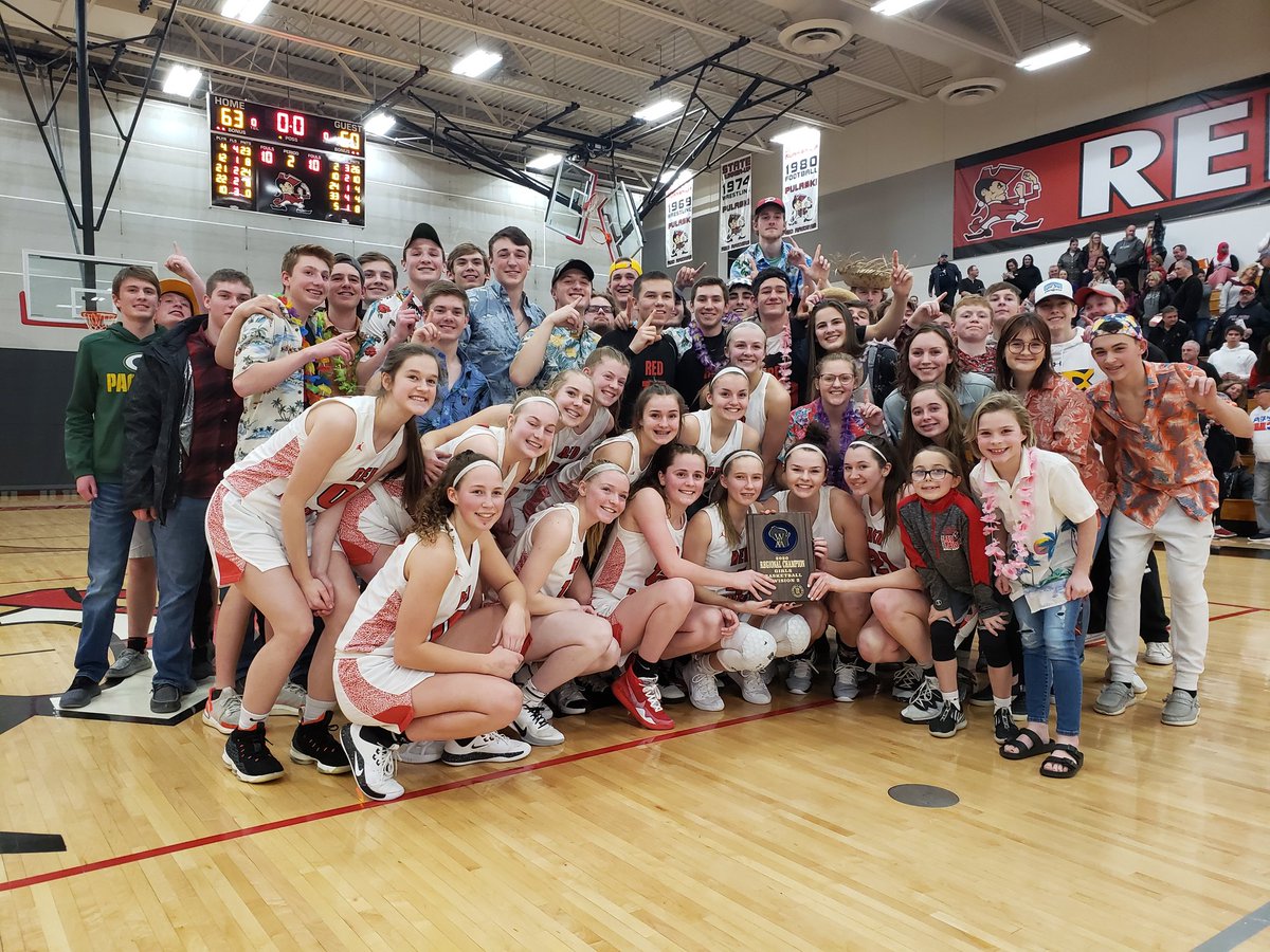 PulaskiRedSea's tweet photo. REGIONAL CHAMPS! #RAIDERSTRONG https://t.co/EXSEz00AAQ