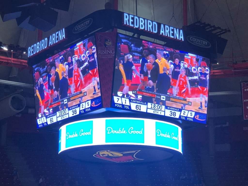 Great year for girls' sports at Carterville High School!  It was great to see the support for the Lady Lions basketball team this weekend.  #PlayLikeAGirl #MakingHistory