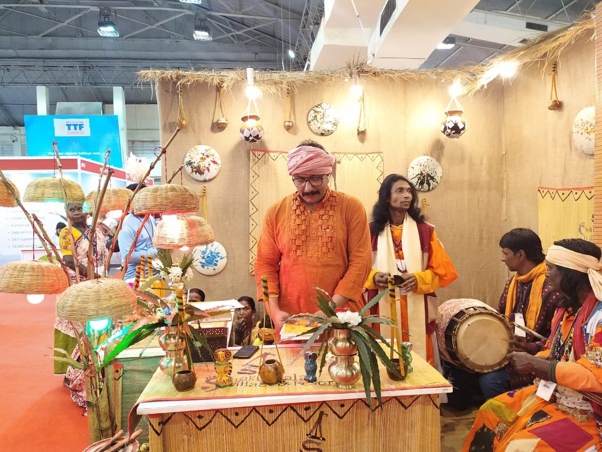NetpalSolutions's tweet photo. TTF has been #India's #Biggest #Travel Trade Show Network since 1989. Last year TTF #Kolkata witnessed the 460+ #exhibitors, 7900+ general visitors along with the 3800+ travel #enthusiastic. Our Editor in chief Susmita Ghosh eye-witnessed the event.
#eventsnearme
#Sunday https://t.co/KTQv2LlCc6