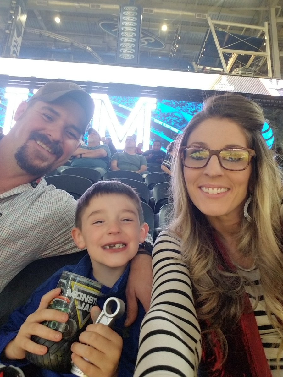 MrsConditt's tweet photo. #MonsterJam https://t.co/E8DbumTauk