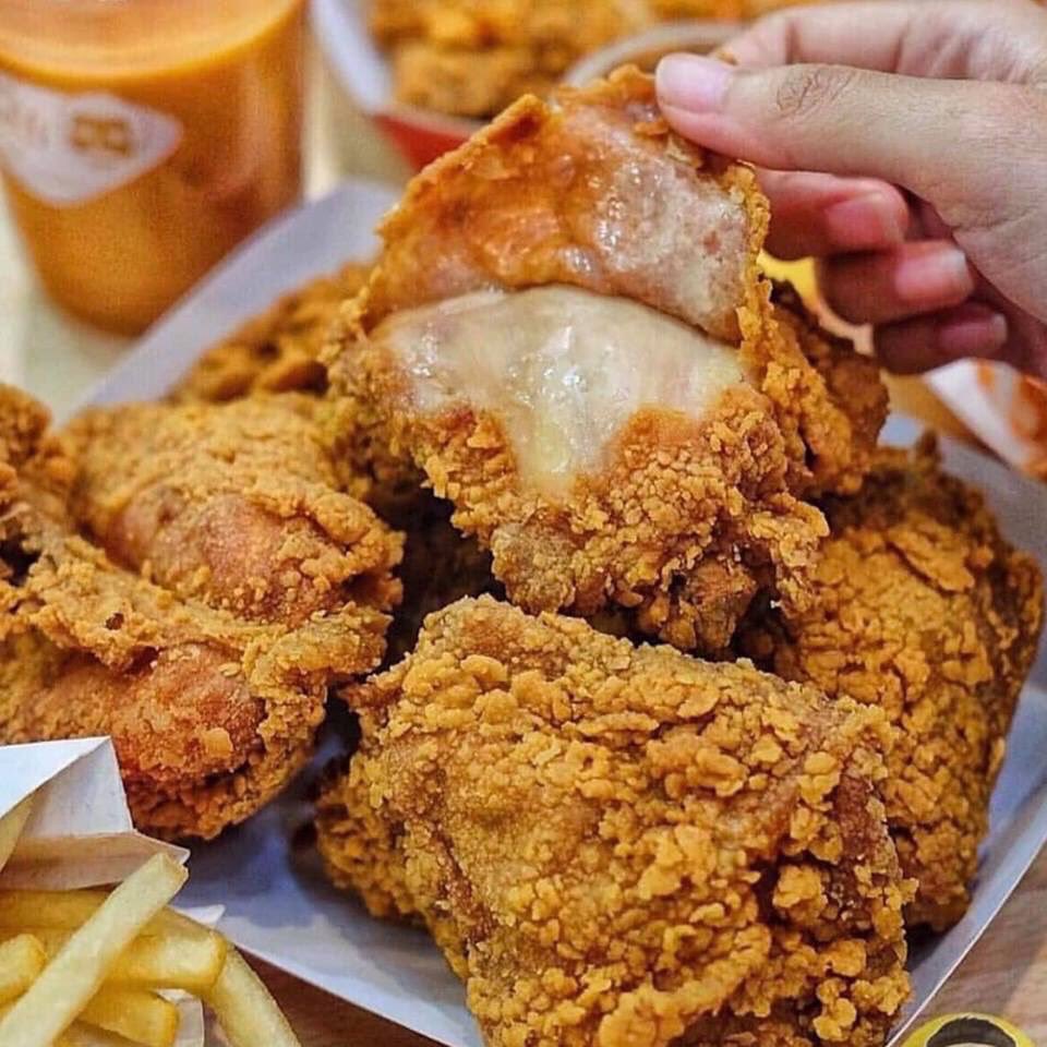Drian_Bautista's tweet photo. BAHALA KAYO MAG CRAVE JAN 🤤 https://t.co/9DzxkGcELX