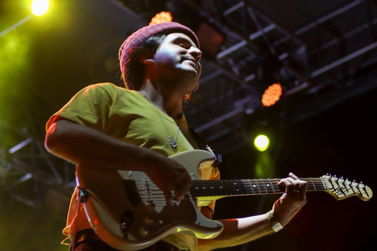 derocanrol's tweet photo. #HeladoNegro y #LightAsylum en el #FestivalAdverso de #ACKPromote 
#DeRocanrol https://t.co/y6WNyzA3XT