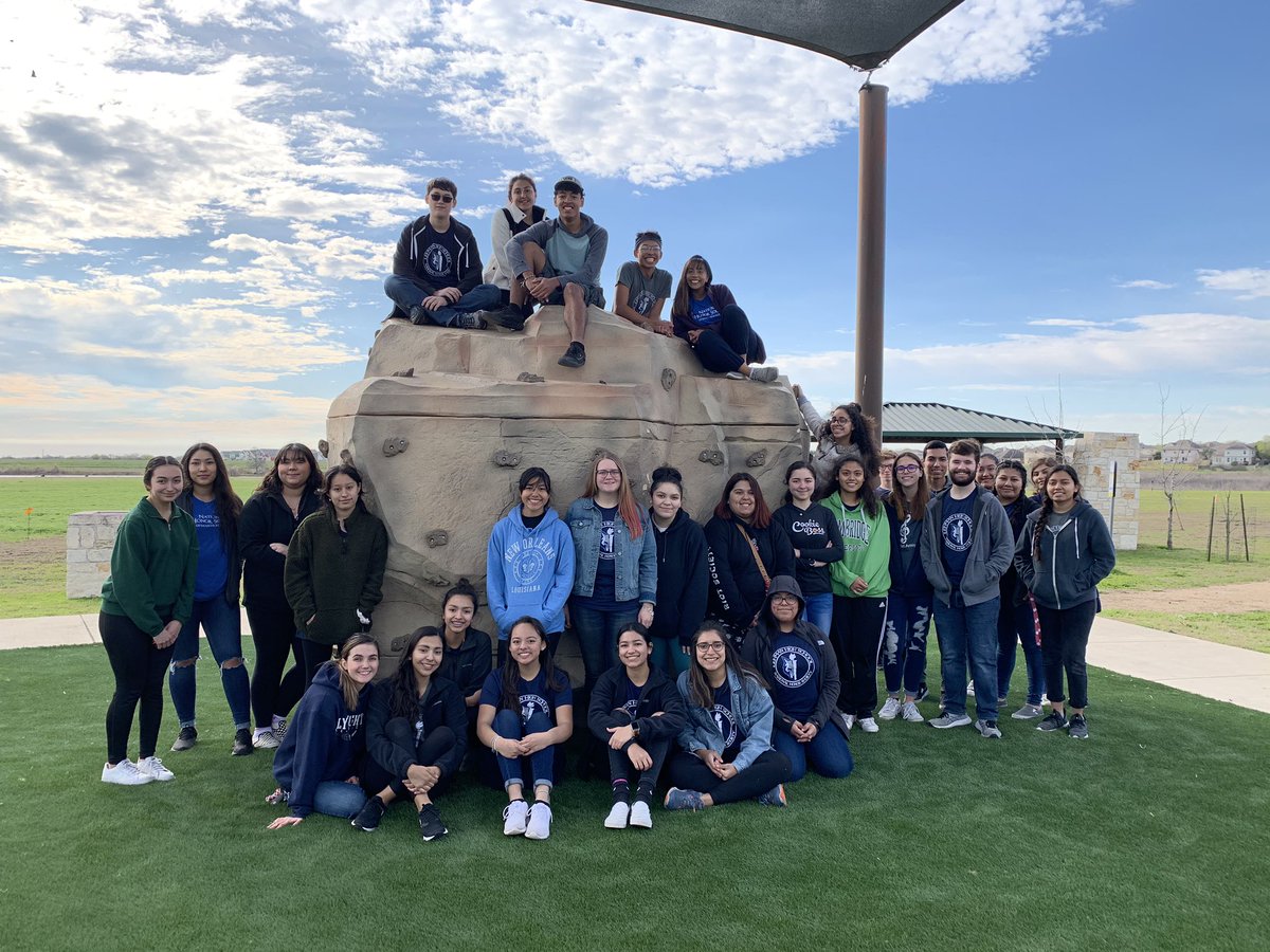 LobosNHS's tweet photo. NHS was back at Lake Kyle today! ☀️🌷 https://t.co/4Osr1t8JEX