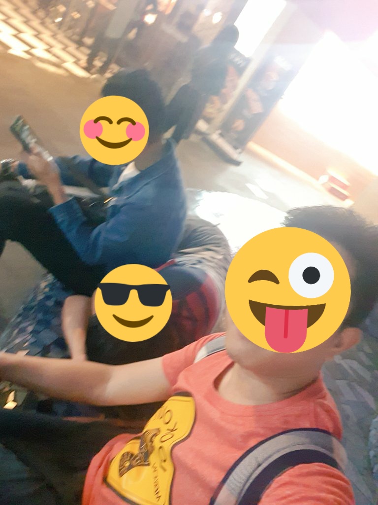 zidane_alter23's tweet photo. About last night #foodtripgoals tagging @lesoubliess ๐ธ @TempuraRamen0 and Dgreenflash..โคโค
May bago na tayong tatambayan.. relaxing at pede matulog ahahha ๐TopoftheGlo
#Friendforkeeps
#foodtripbuddies
#blessed https://t.co/TROMZIZUIq
