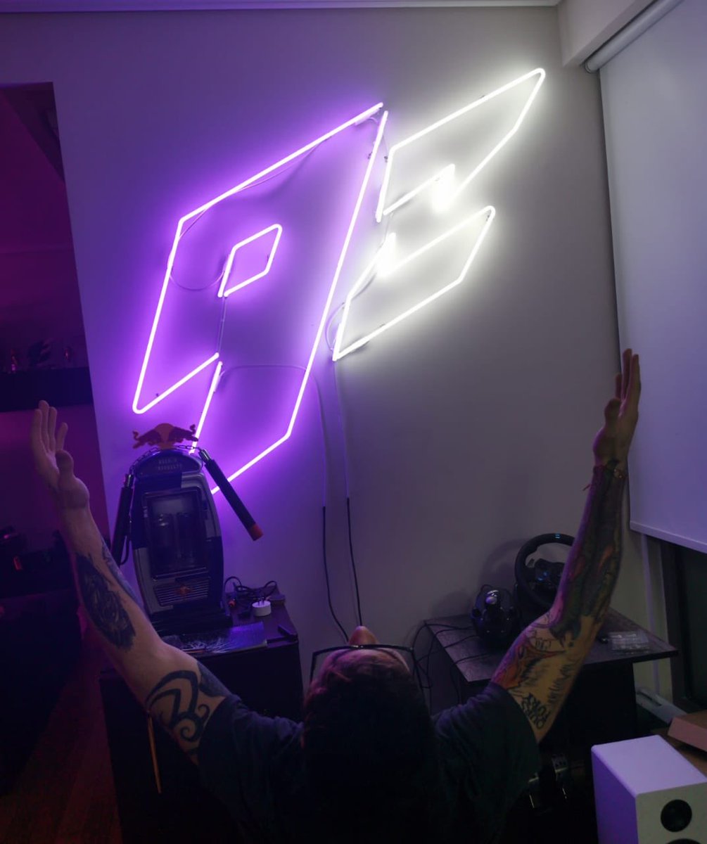 Francisco Postiglione tweet media