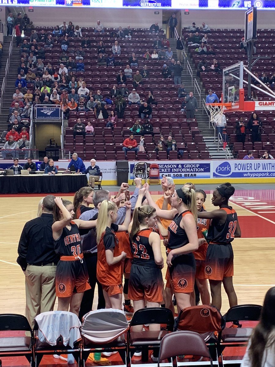 lil5spice's tweet photo. So proud of my 5! #rollcy #welcometohardwork #shesahooper https://t.co/bJqpdyUwcs