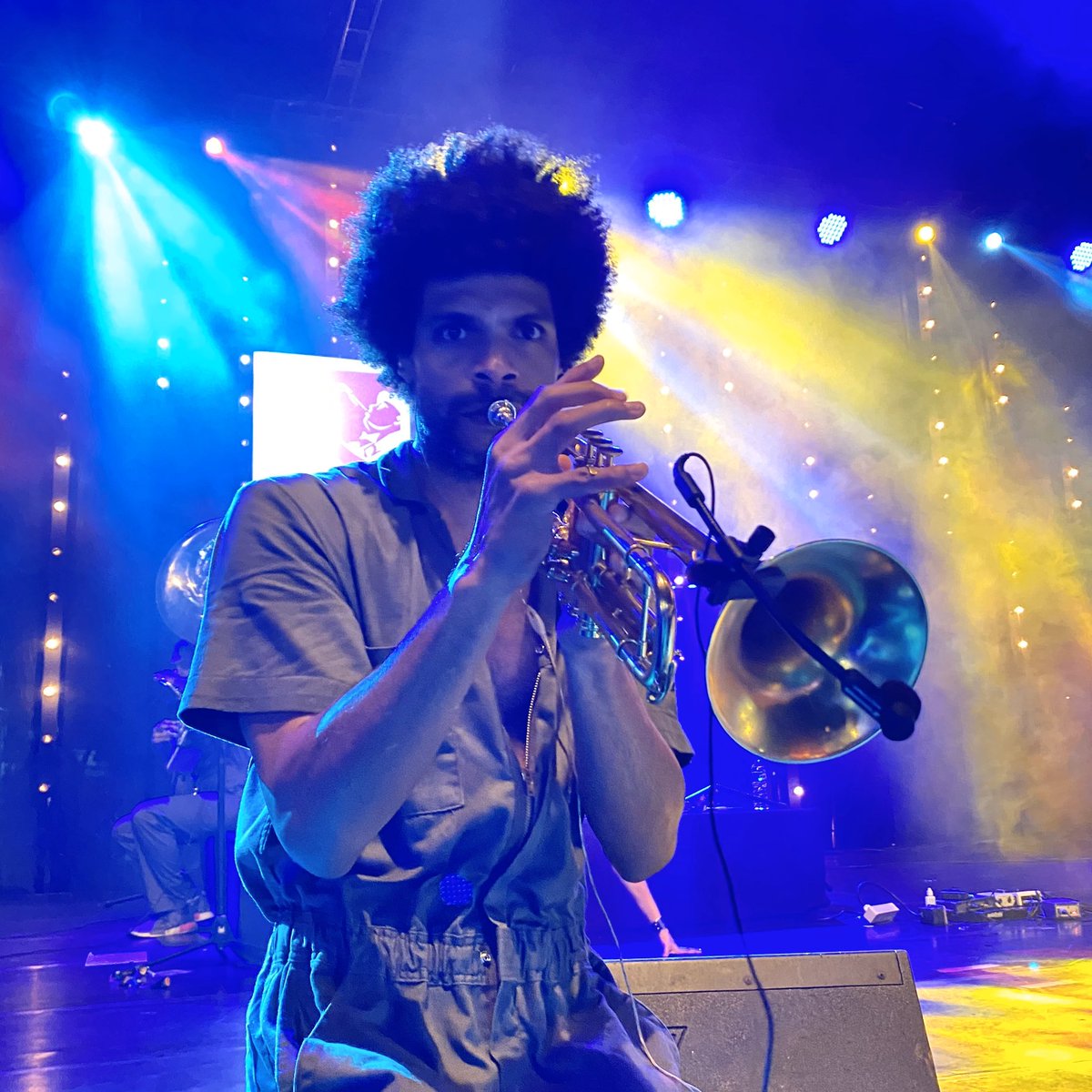 qalhae's tweet photo. @BrassAgainst x @sophiaurista raging it out live at @JavaJazzFest ๐ฅ๐ค๐ฝ
#BNIJJF2020
#JavaJazzStage
#RedeemYourselfThroughMusic https://t.co/u4QEH3E2XM