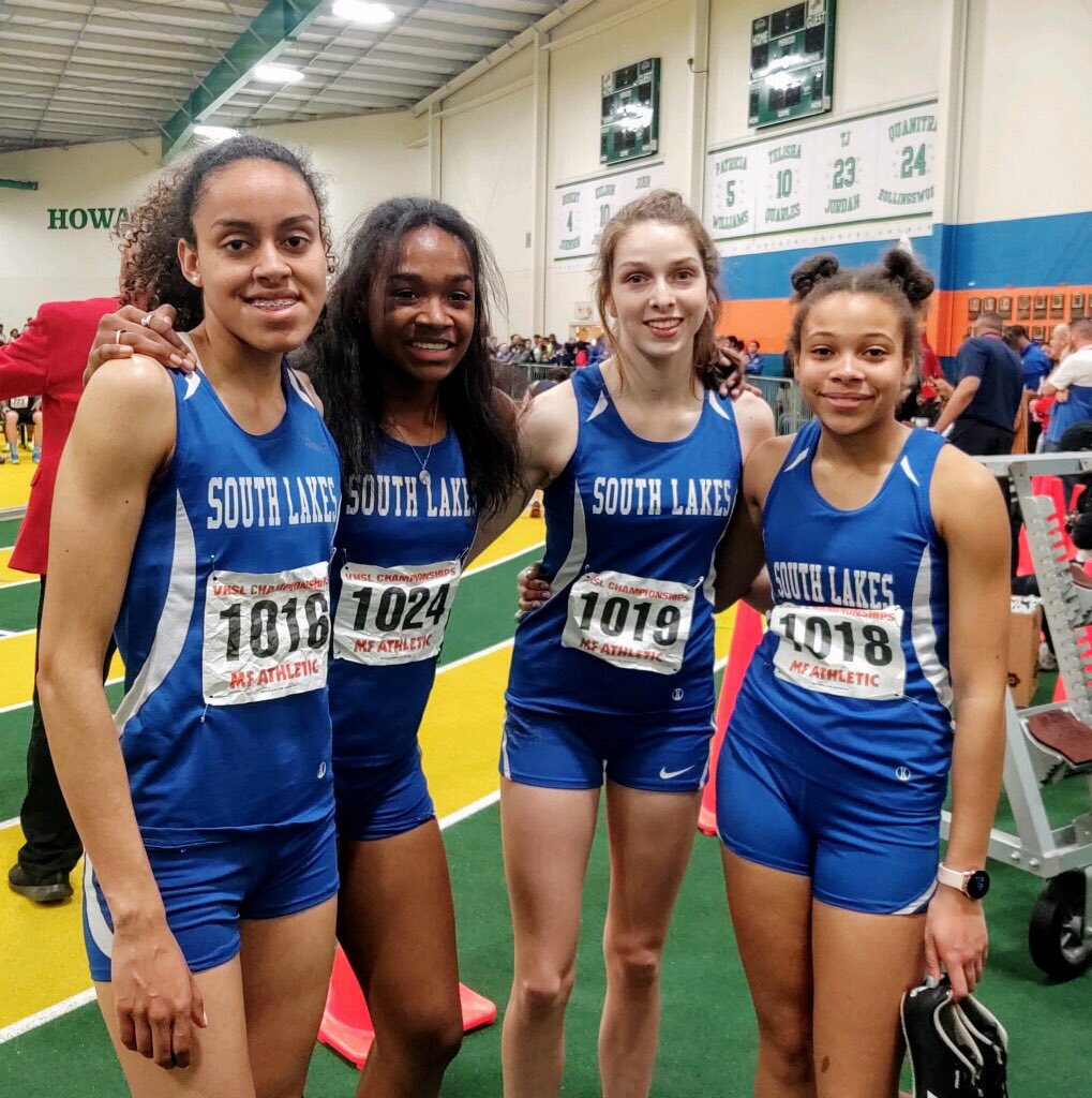 Congrats to our girls 4x400m on their second place finish🥈🥈🥈