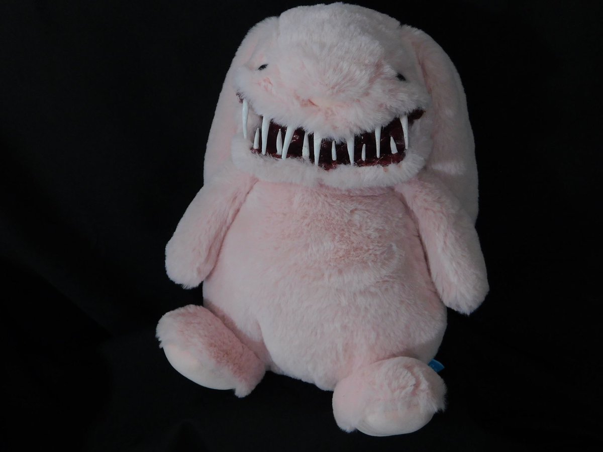 grueoddities's tweet photo. Meet Pinky Psycho!
Peachy pink bunny with a grin 😁 
Sitting at 11” 
This little cutie is looking for a home! 

#horror #horrorart #HorrorCommunity #plush #stuffedanimals #horrorbear #horrorplush #evilbunny #oddities #handmadehorror #horrordoll https://t.co/zoxNo2OdPv