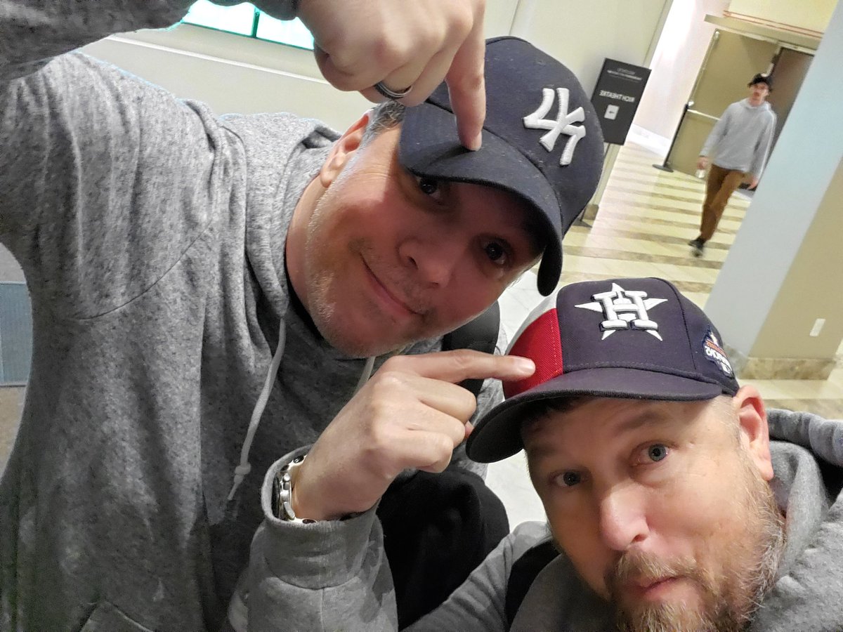 JoshEstes3's tweet photo. Rivals meet at Main Event #MTSATL Who ya got? @astros
Or @Yankees . #SchmoedownATL
@KristianHarloff @TheSchmoedown #LiveInAtlanta https://t.co/iQuYXW5mRA
