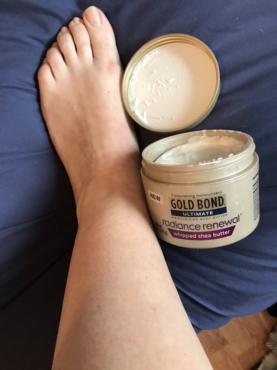 For those who have dry skin... this tricky and creamy stuff is amazing!!! Helps my dry heels and after I shave my legs, it feels amazingly smooth! @Influenster #radiantbodybutter #freefullsizedsample #complimentary