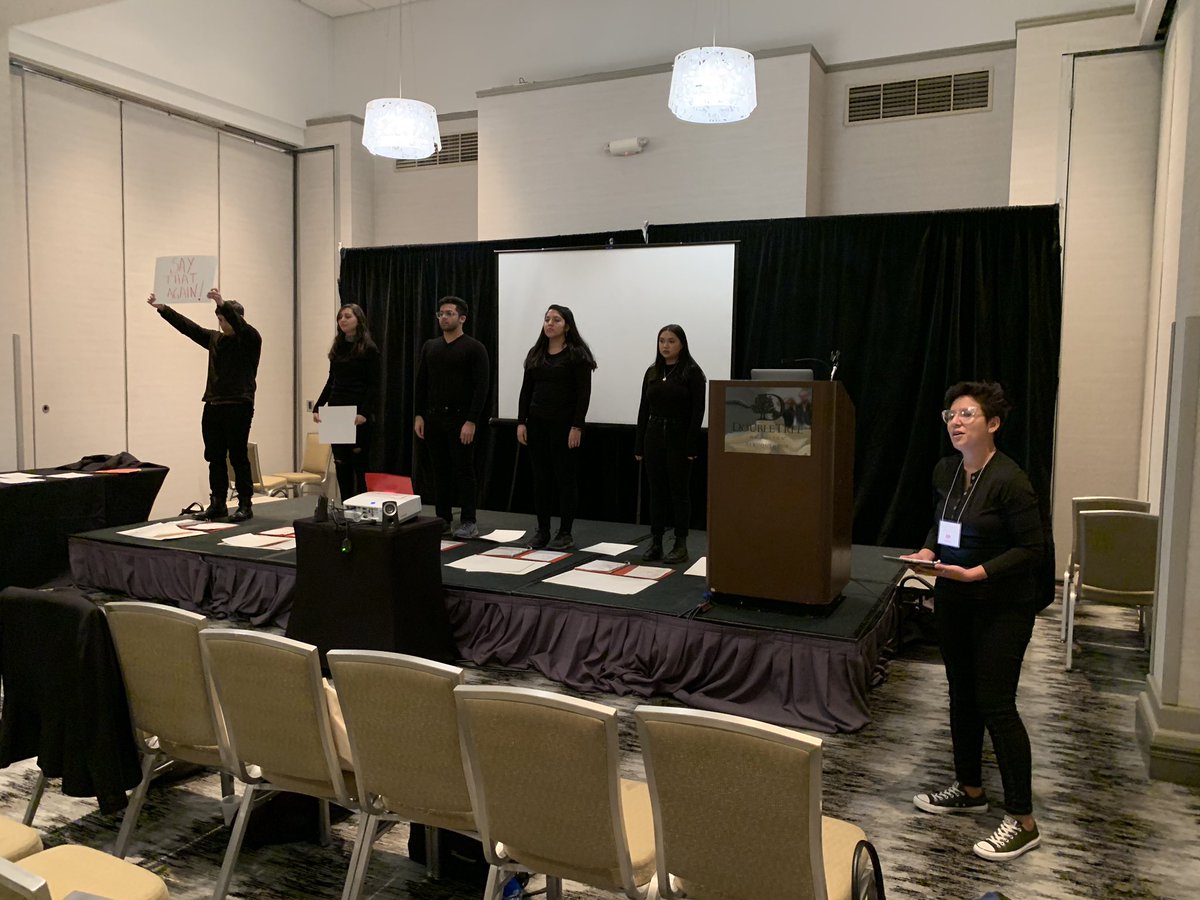 ProfeFoulis's tweet photo. Another successful performance and presentation! I’m so proud of them. #PerformancerUS #oralhistory #latinosinhighered https://t.co/lTubRp2krG