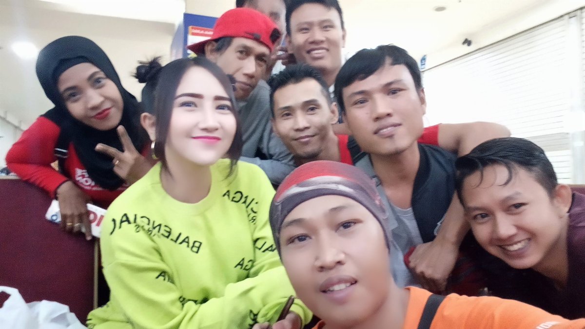 🇮🇩ᕕ( ͡° ͜ʖ ͡°)▄︻̷̿┻̿═━一{ա@ռ_ǟɮօɛɖ}╾━╤デ╦︻🇮🇩 tweet media