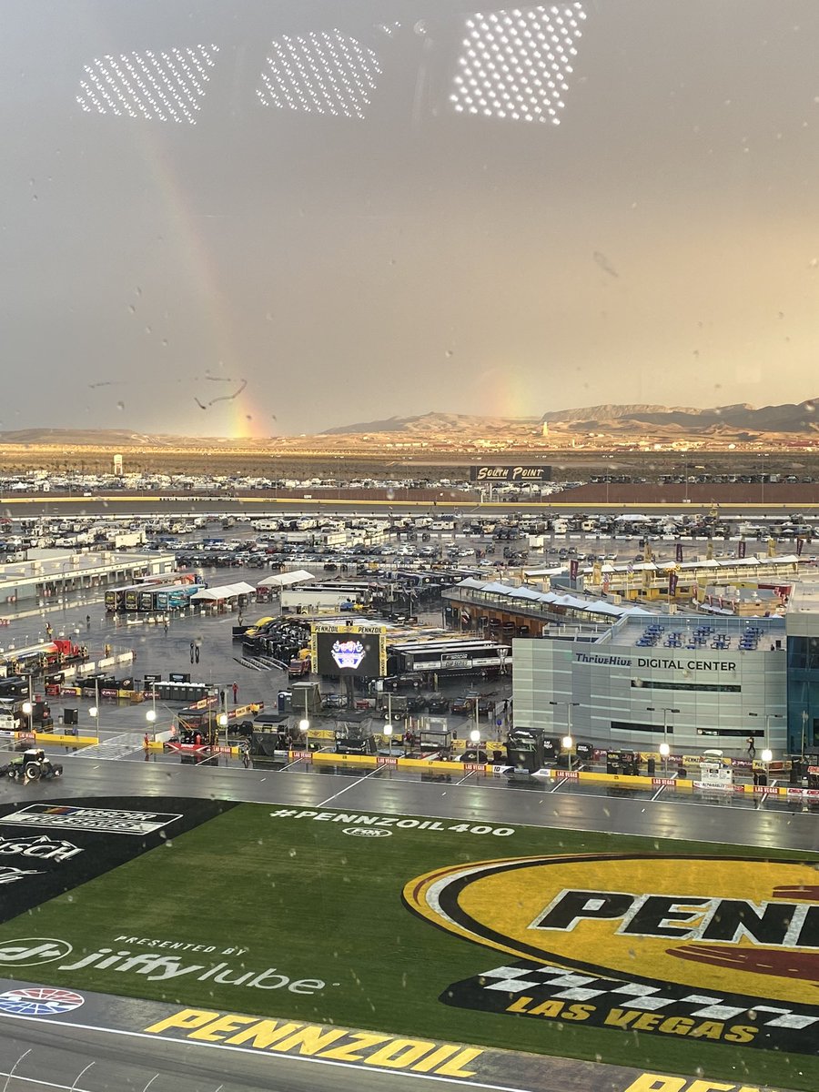 austindillon3's tweet image. 