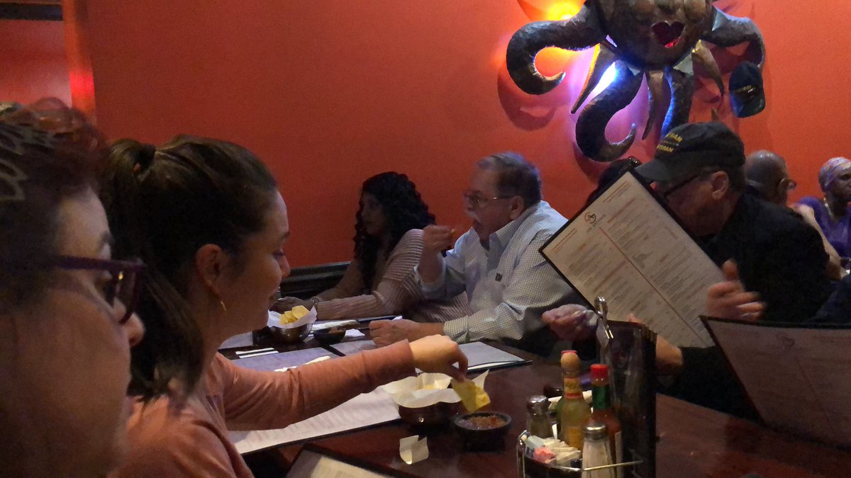 New York delegation at dinner in Arlington