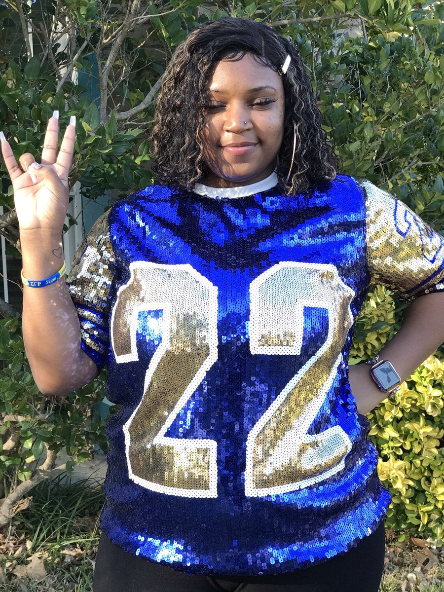 DivasDenFashion's tweet photo. Sigma Gamma Rho Jersey
https://t.co/sfoBAIzWPV
#divasdenfashion #sigma #sigmagamma #sgrho #rhoyalty #sgrhoJersey #prettypoodles #sgrho1922 #Sigmagammarho #sequinsjersey #sequinstop #royalblue #gold #poodle #sgrhotop #sigmajersey #nordstrom #greek #greekfashion #sgrhofashion https://t.co/QEiq4gq3q4