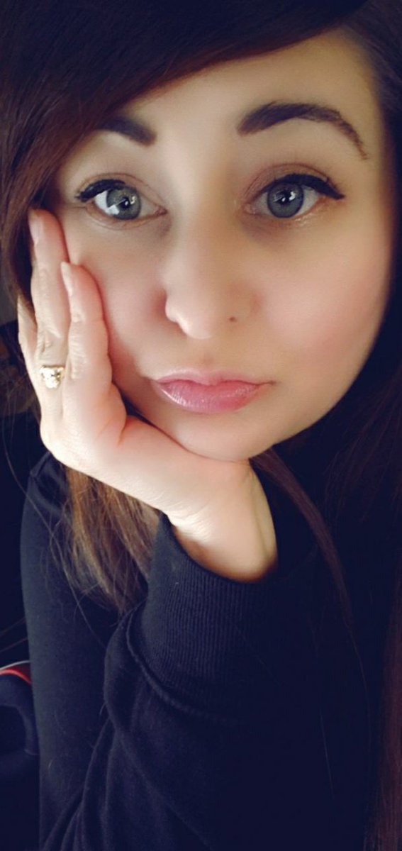 xPoeticx's tweet image. Live w/ some LoL Clash soon!!

Twitch.tv/xPoeTiCx