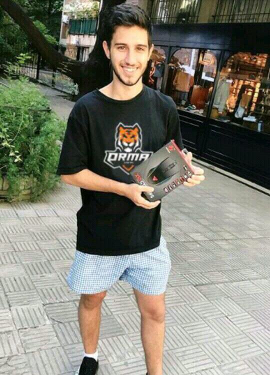 ReckArg's tweet photo. Así se divierten mis editores 🙄🤣🤦🏻♂️
#GoNorma @OrmaGaming https://t.co/3L5wUHzQZO