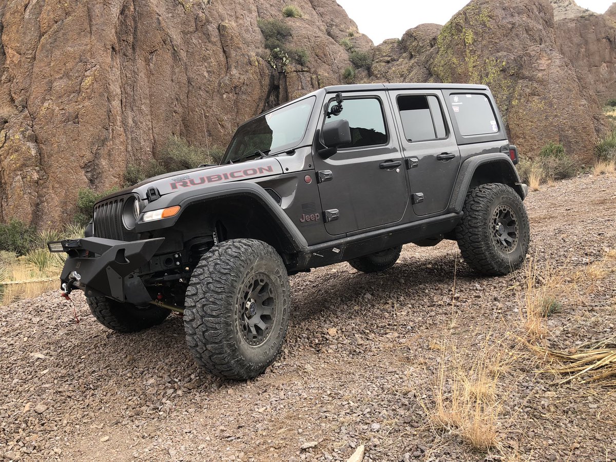 ander_zander's tweet photo. Realigned my spine on today’s trails! 👍🏻  #JeepLife  #Rubi  #RustysOffroad https://t.co/i3OFhBYgIc