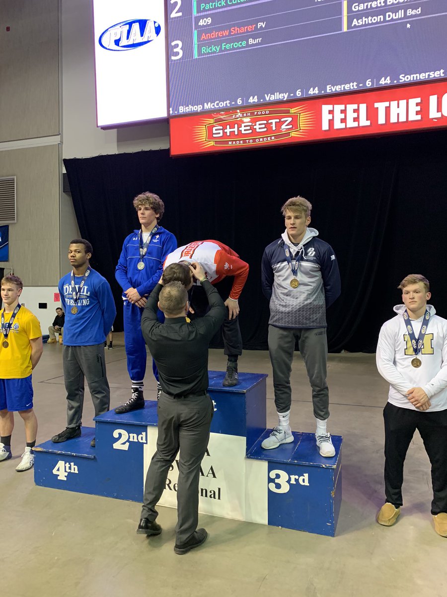 Dores_Athletics's tweet photo. Congratulations Thayne!!👏 Back 2 Back SW Regional Champion. On to Hershey he goes..💪👊 #FrazierPride #GoDores
@NationFrazier @frazier_hs @FSDFrazier https://t.co/UyoYobf8x2