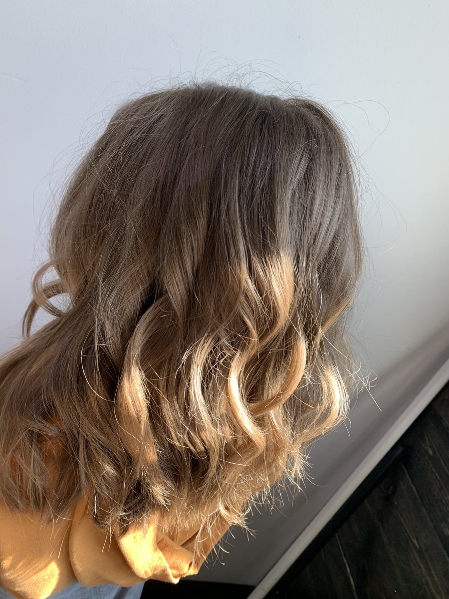 morgansims126's tweet photo. I was so excited to finish out my first week at Serendipity with this little girls hair cut! We cut 3 inches off and her hair is still cute as ever! 
•
•
•
You can book your next hair cut or color at https://t.co/x2Fl30OzAY 
See you in my chair soon 😊 https://t.co/IfehNgqryA