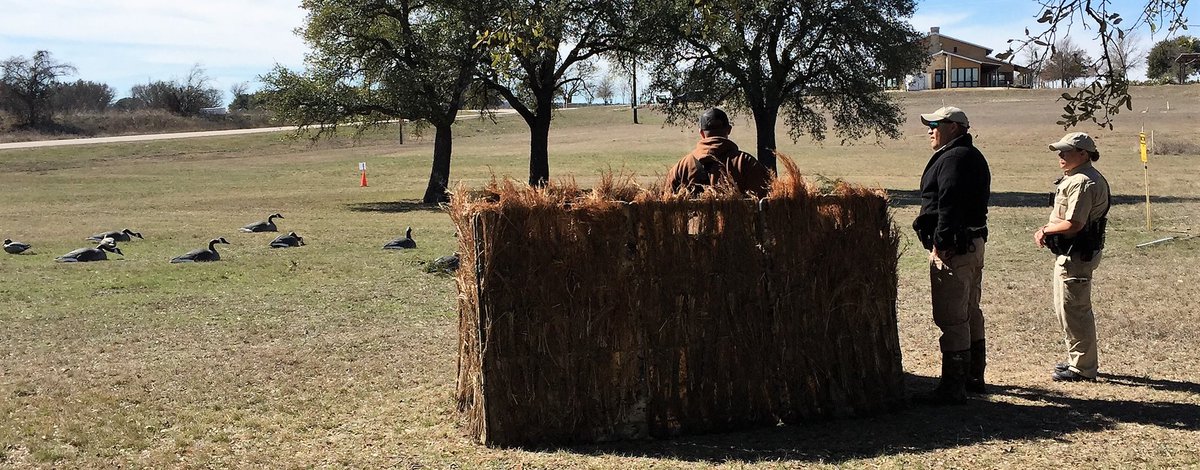 TexasGameWarden's tweet image. Cadets of the 63rd Academy going through some waterfowl scenarios. Thanks to the Texas Game Wardens who came in to share their knowledge and expertise. 
#63rd
#TrainForSuccess