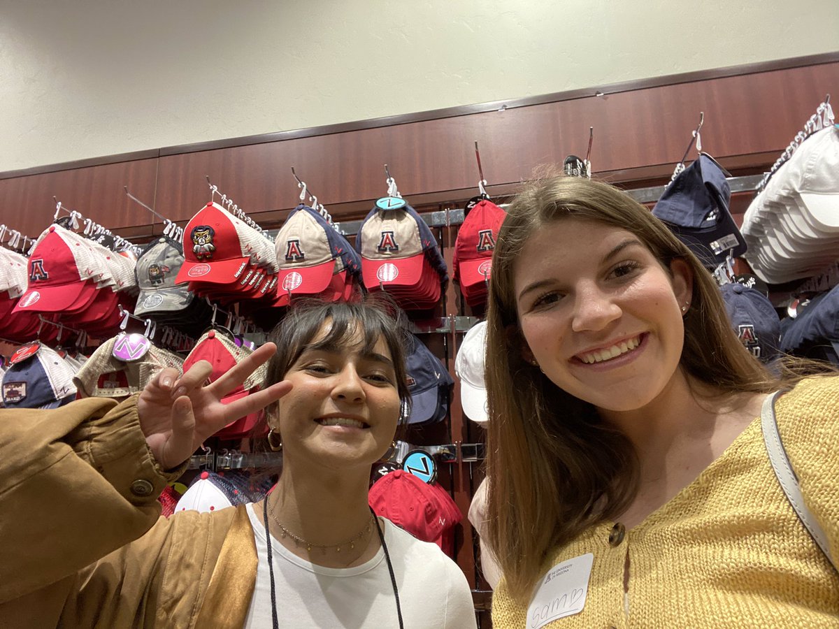isathefool's tweet photo. Fun day! #azexperience #beardown @uaadmissions https://t.co/FZiZlQArgP