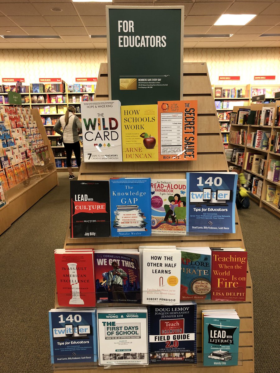 ms_siil's tweet photo. As I was walking through Barnes and Noble today I noticed this display, I was so excited that I recognized some of the books from @mgcjusa #TEC207 class that I took a few semesters ago https://t.co/HQ6zc8wruW