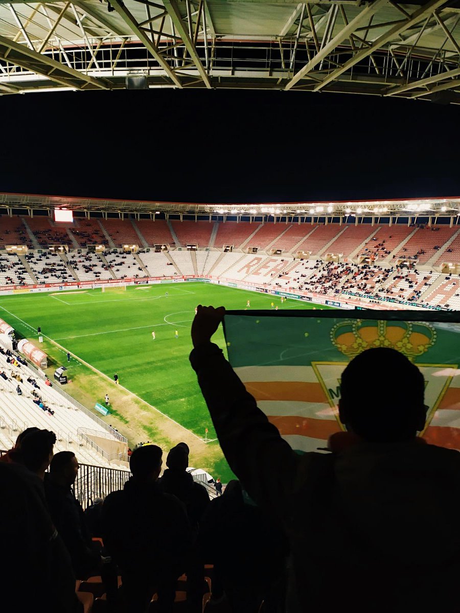 LaOnlyRmucf's tweet photo. Animamos a todos los murcianistas que quieran dejarse la garganta por nuestro equipo a ir al Fondo Sur Superior.
¡ADELANTE REAL MURCIA! #ONLYRMUCF #MURCIANISTAS #PutaUCAM #EngendrosNo https://t.co/kv1H6NKm09