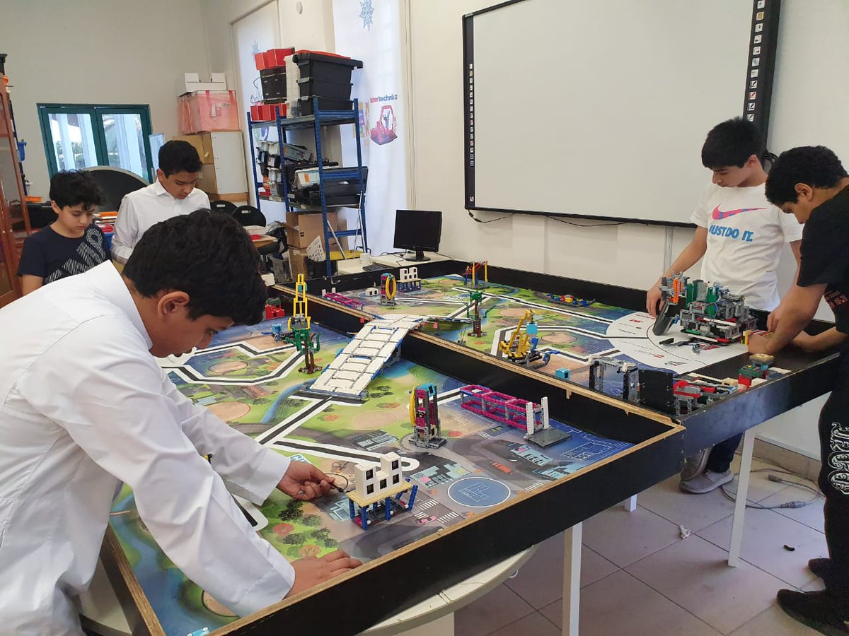 WAS_Robotics's tweet photo. @fll_saudi @0Ahmadtawalbeh0 final training sessions..
We wish the best for all teams... We are all winners inshallah💐💐💐🎊🎊🎊 https://t.co/v9hR2NX9pZ