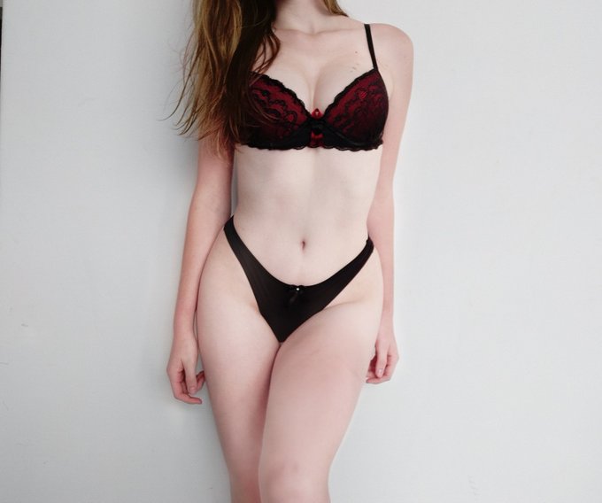 que tal essa bunda rebolando pra voc&ecirc;?🔥😏  me adiciona no skype Natasha Vostok 🔥🔥 https://t.co/pjtZmQ<a href="/tag/model"class="tags"><span>#model</span></a><a href="/tag/blonde"class="tags"><span>#blonde</span></a><a href="/tag/pornhub"class="tags"><span>#pornhub</span></a><a href="/tag/natasha"class="tags"><span>#natasha</span></a><a href="/tag/anal"class="tags"><span>#anal</span></a>