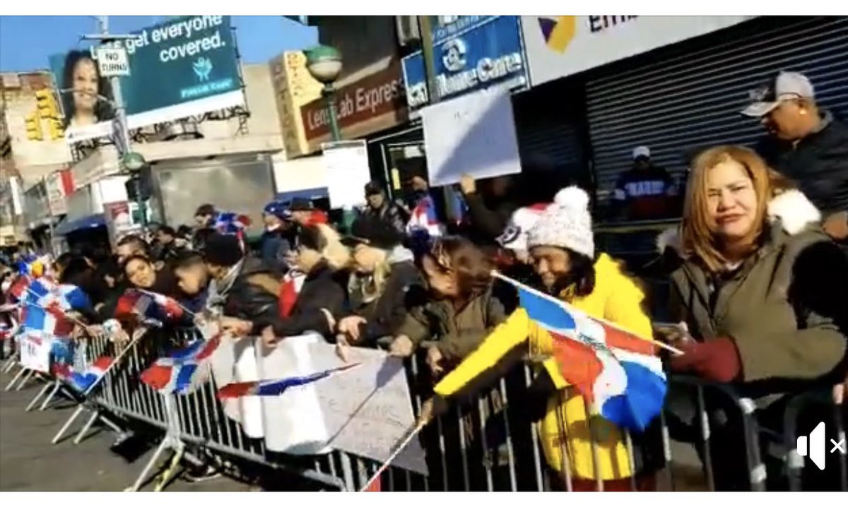 betsyffj's tweet image. People in Manhattan today..💪🏻💪🏻#MarchToSaveDemocracy 

  #SeVan #ElPLDSeVa