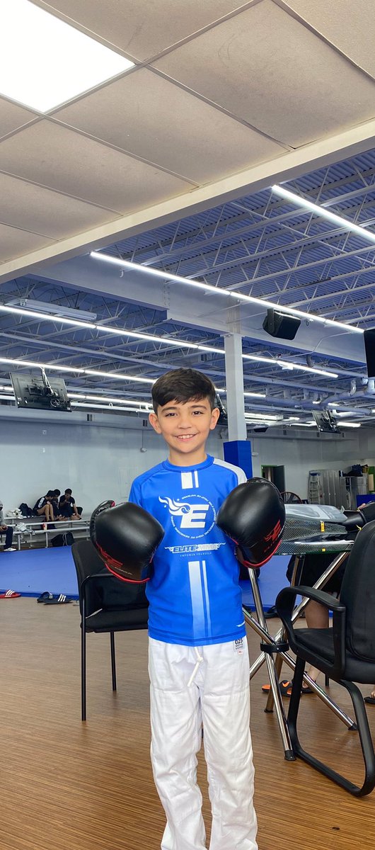 _adrianangelo's tweet image. He loved his 1st class of jujitsu and boxing!