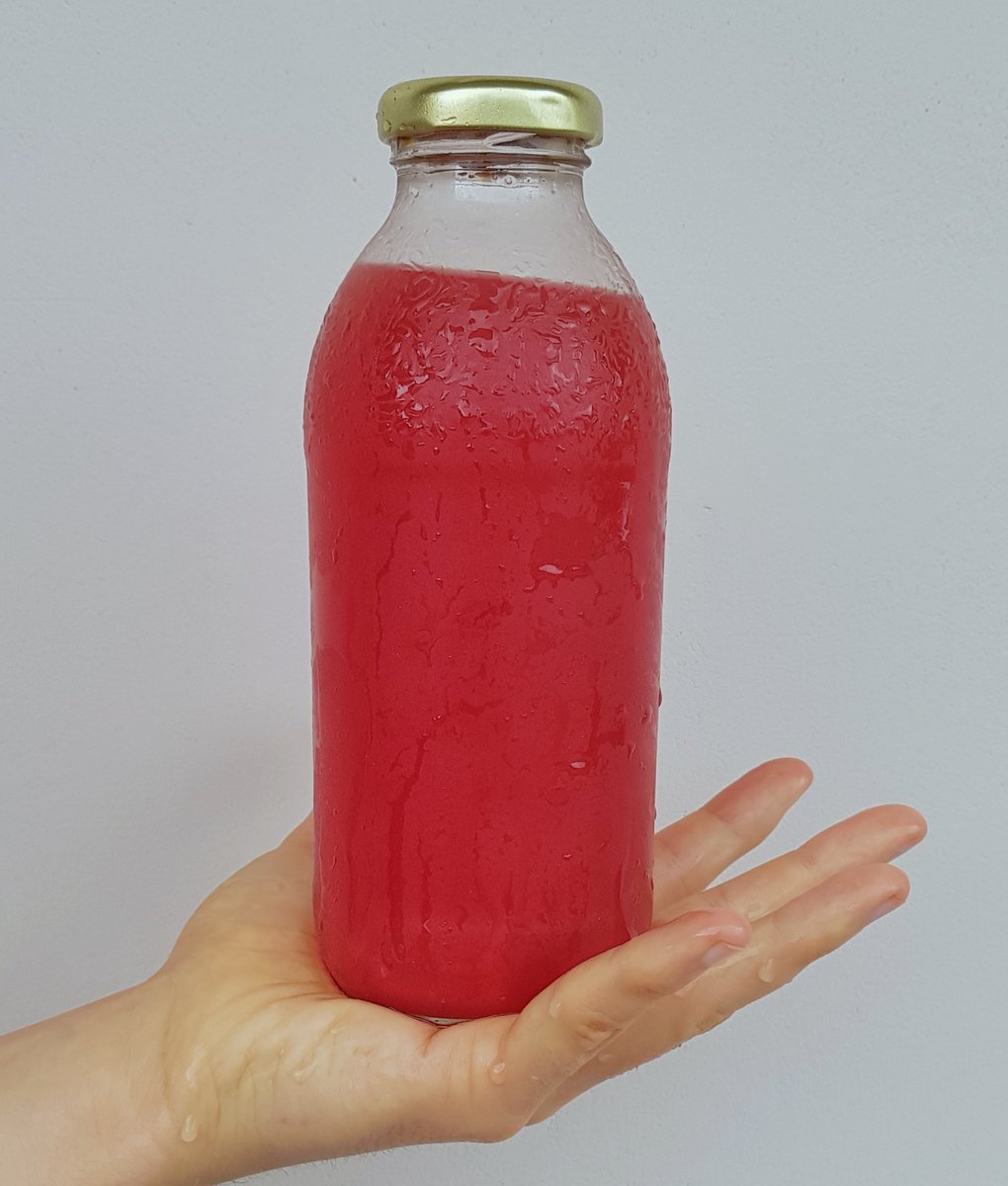 CanRau's tweet photo. Watermelon-Pineapple-Juice is some serious deliciousness magic 🤤🤯😭😍

#JuiceOClock #WatermelonJuice #PineappleJuice #HealthyNerd #HealthyGeek #CoderLife #Programmers https://t.co/DO8cHqSOQg