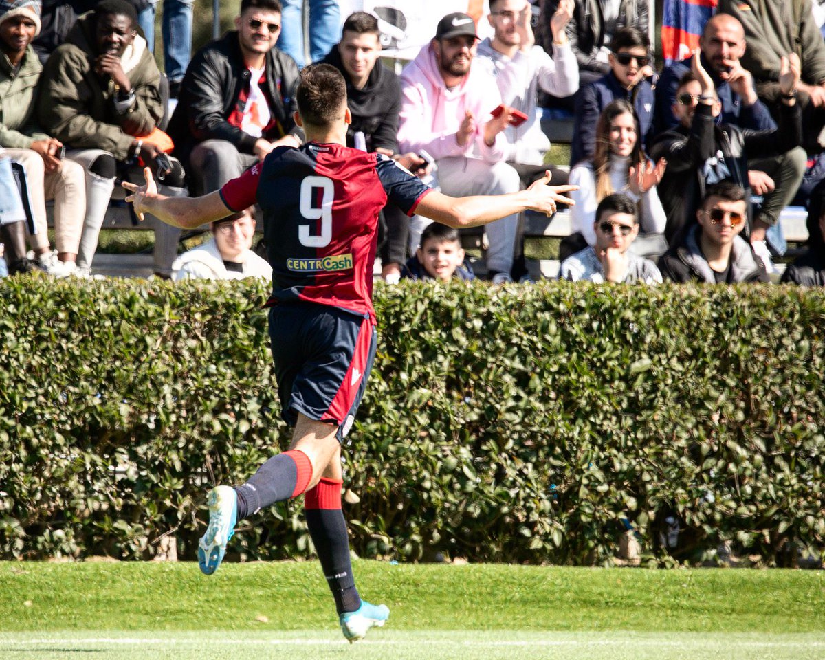 TomekTomekku's tweet photo. GOAL NO 4 🔥🇮🇹 #maciej #mas #cagliari #calcio #forza @CagliariCalcio @CalcioPrimavera https://t.co/nIUV2KC0gN