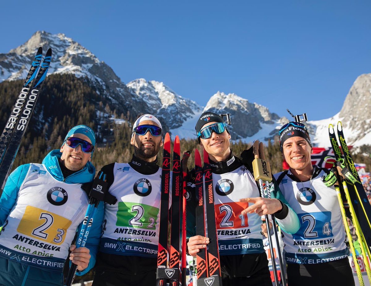 DU BLEU DANS LES YEUX
19 ans plus tard, immense bravo à l’équipe de France de Biathlon

#biathlon #mondiauxdebiathlon #equipedefrance #championsdumonde 
@quentinfillon @martinfkde @EmilienJck #simondesthieux