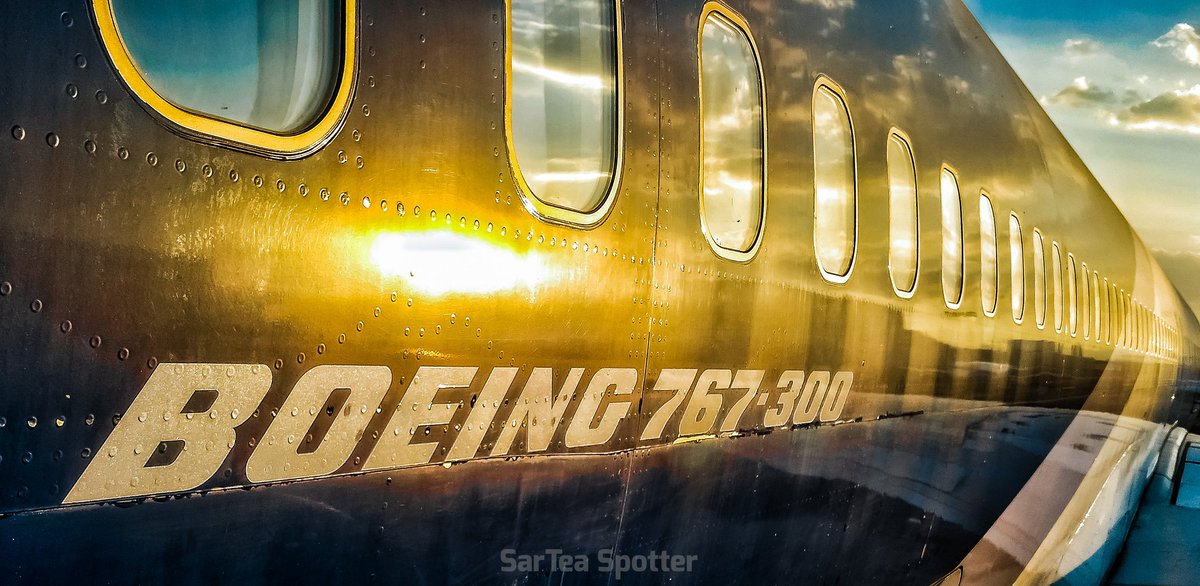 tea_sar's tweet photo. BOEING 767-300 ☀️
@LATAMAirlines / Boeing 767-316(ER) / Mexico City 📍📷
#latamairlines #latamperu #lanperu #boeing #boeing767 #b767 #boeingfans #boeinglovers #aicm #mmmx #aviation #aviationphotography #AvGeek #aviationlovers #planespotting #aviación #fotografíadeaviación #mex https://t.co/wxhMwAUF5y