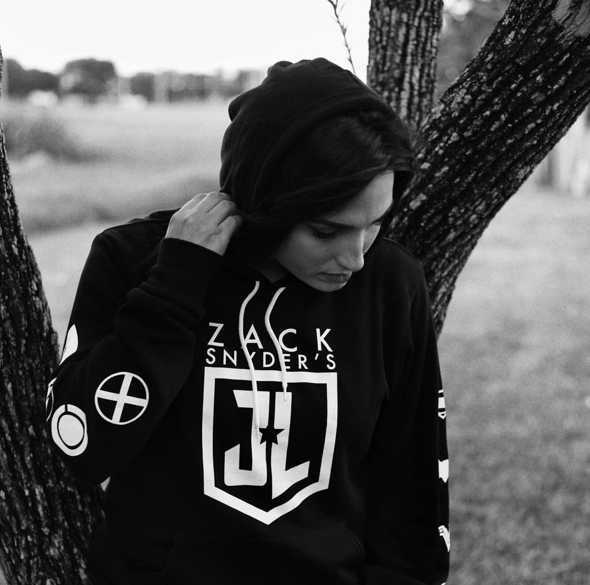 maskofdphantasm's tweet photo. - Zack confirms it exists &amp; shares photo of the film canisters
- Cast showing support &amp; use the hashtag
- ZS Justice League merchandise > New title for the movie
- Poster event

An announcement is near. Don't lose hope.
#ReleaseTheSnyderCut https://t.co/ARnC0aNeR9